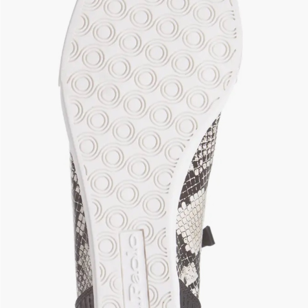 NIB Paolo Wedge Sneaker - Cream Snake Print Leather - Size 8 - Picture 5 of 5